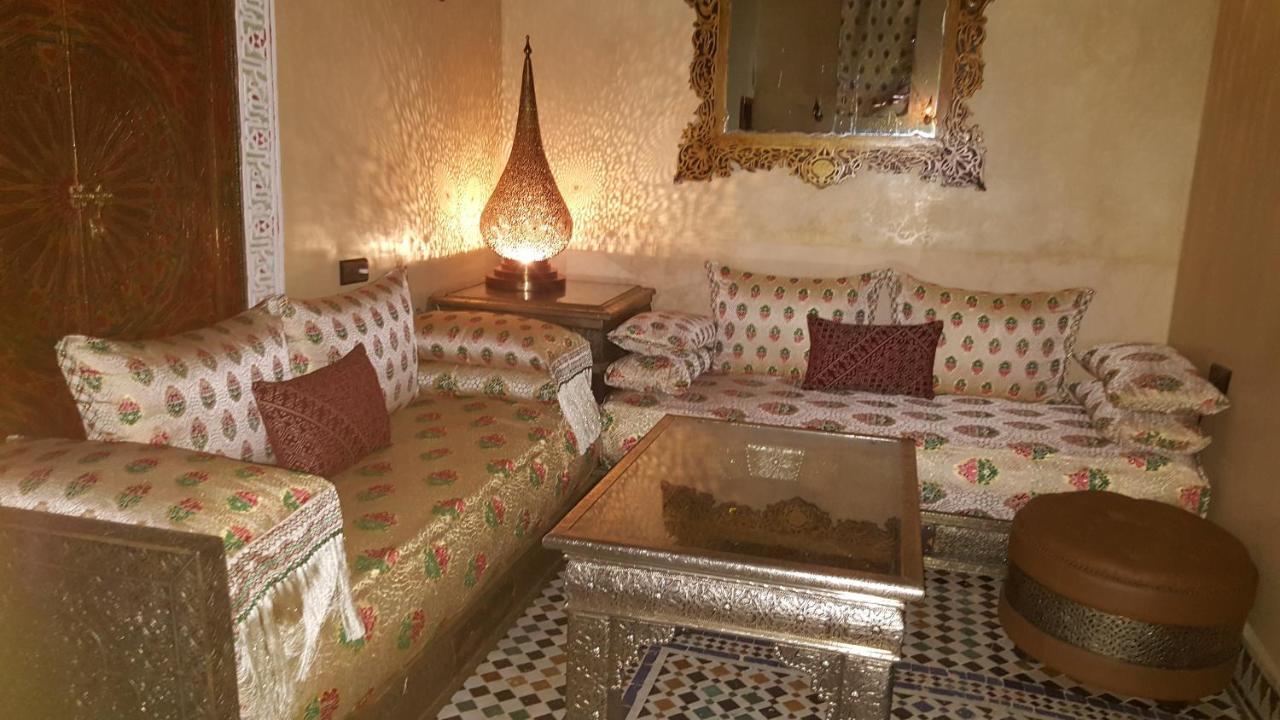 Riad Mama H&K Meknès Exteriör bild